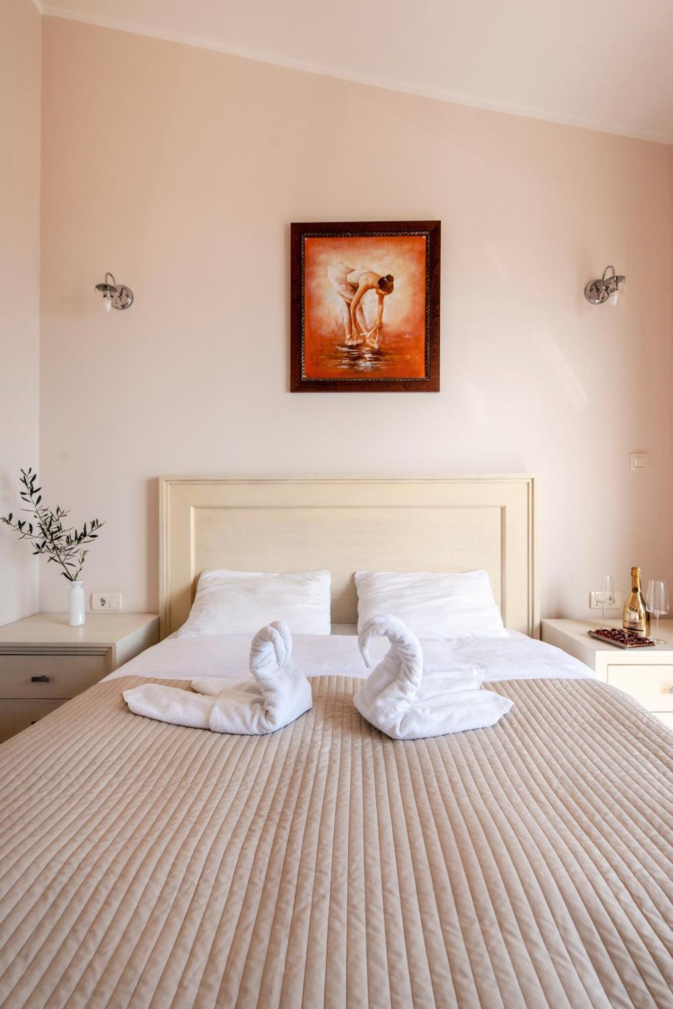 בודווה Mila & Aleksandr Apartments מראה חיצוני תמונה