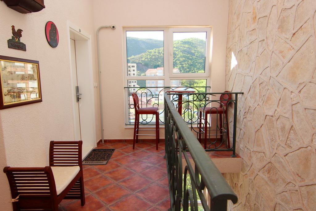 בודווה Mila & Aleksandr Apartments מראה חיצוני תמונה